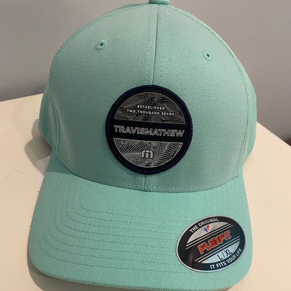 Travis Mathew Fitted Hat L - XL